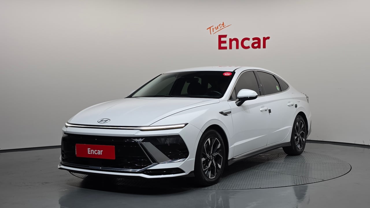 2023 Hyundai Sonata, photo 1 of 1