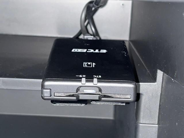 27051988_carP_l_14.jpg
