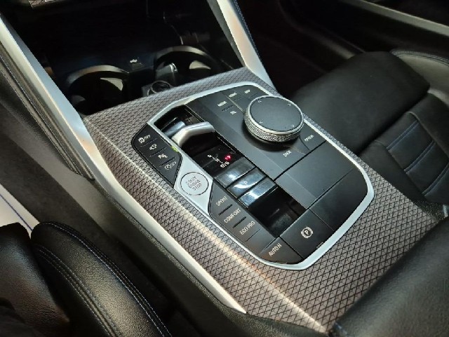 6091501379R8.jpg