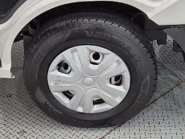 6061500408R17.jpg