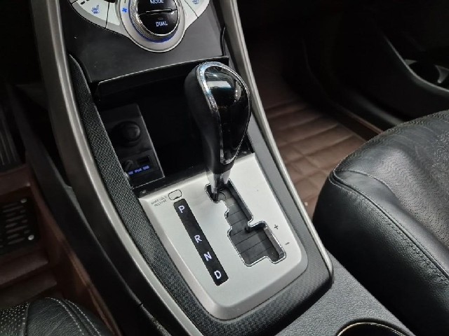 6081000853R8.jpg