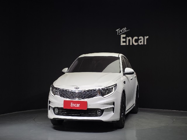 5b12e84c8f592f7b4ad31e0d4f77f09f.jpeg