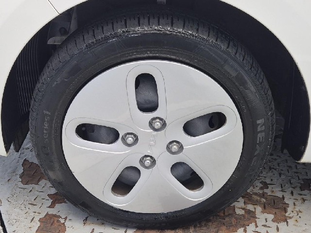 6091500083R18.jpg