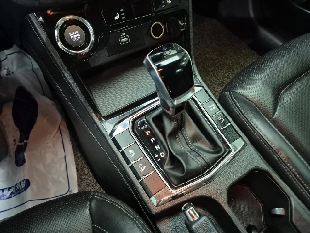 6061000174R8.jpg