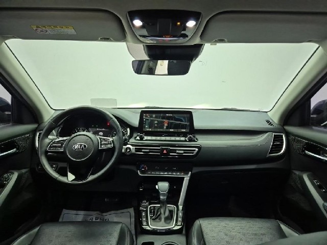 6061000686R7.jpg