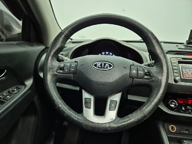 6081000525R9.jpg