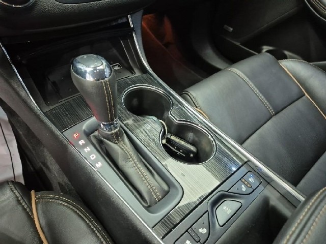 6071000282R8.jpg