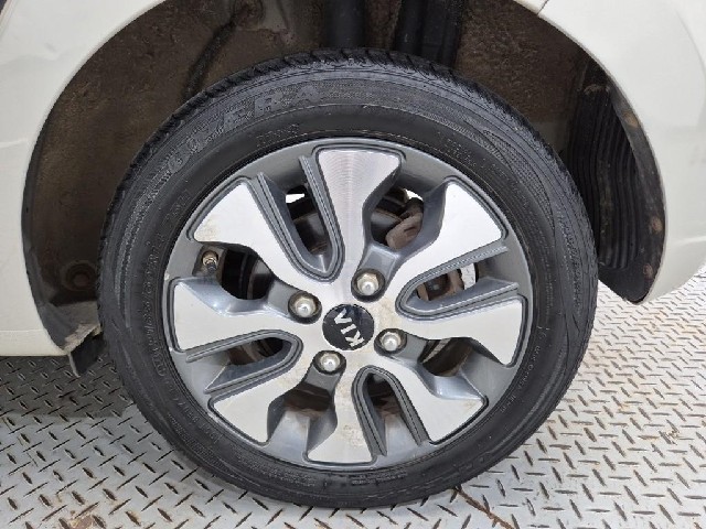6091000027R20.jpg