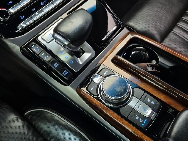 6081501812R8.jpg
