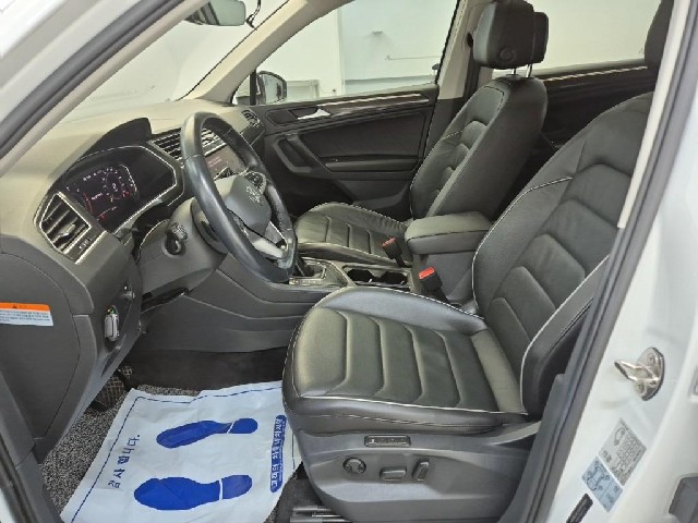 6091500215R11.jpg