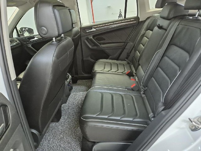 6091500215R12.jpg