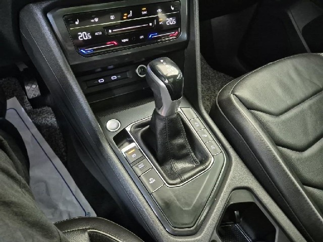 6091500215R8.jpg