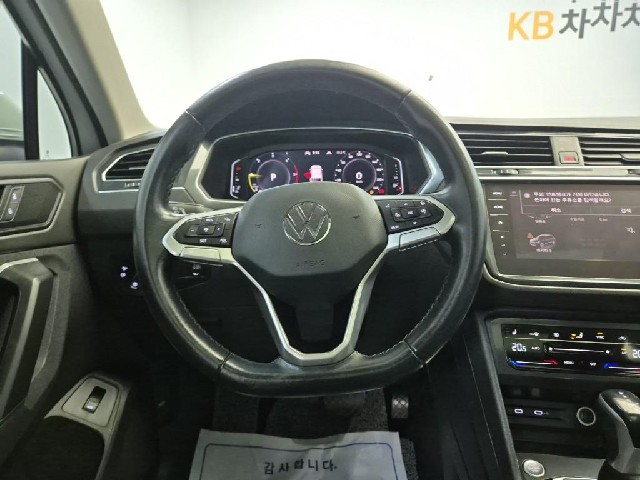 6091500215R9.jpg