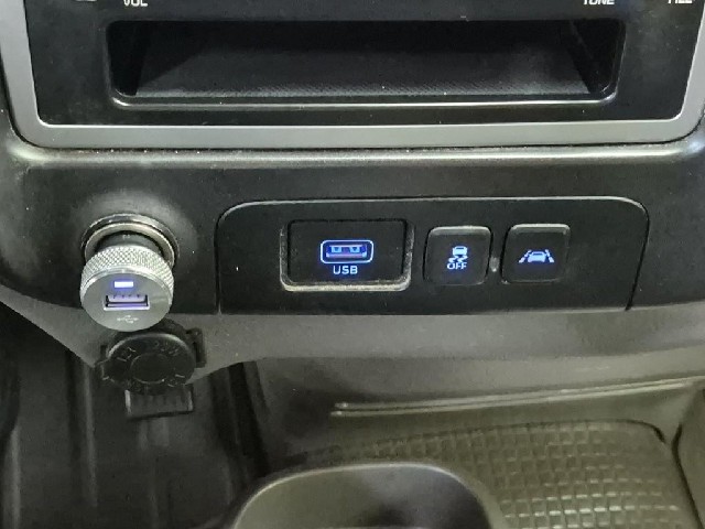 6091500678R16.jpg