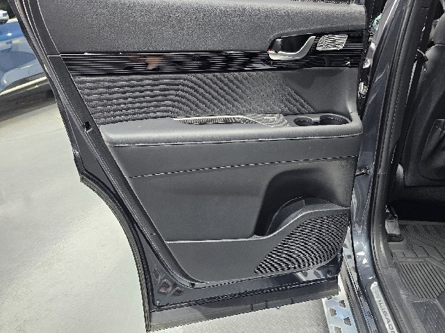 b2556c6a223a0fbd66a8d65b840eeb75.jpeg