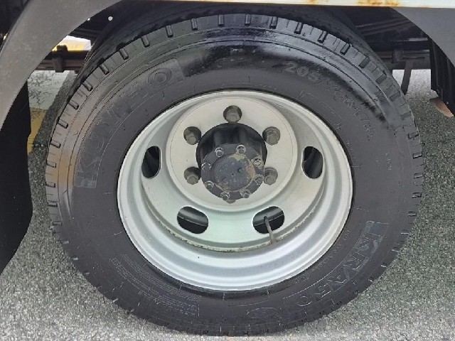 6091500029R19.jpg