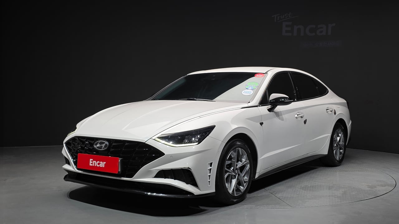 2022 Hyundai Sonata, photo 1 of 1