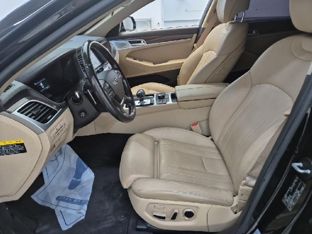 6081501829R11.jpg