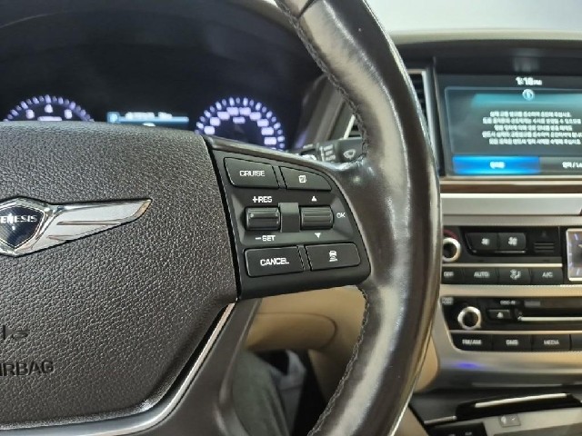 6081501829R15.jpg