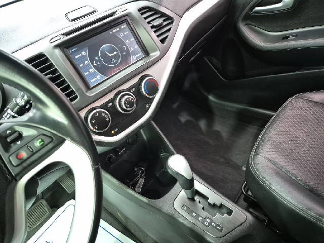 6081000173R10.jpg