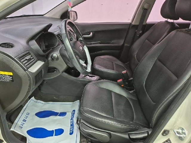 6081000173R11.jpg