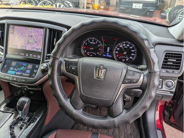 1002002A30251225W00108.jpg