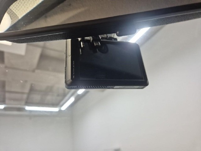 6091501751R16.jpg