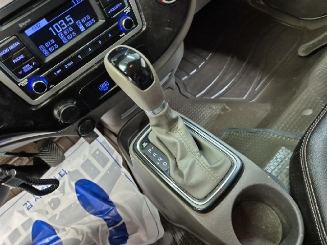 6091501815R7.jpg