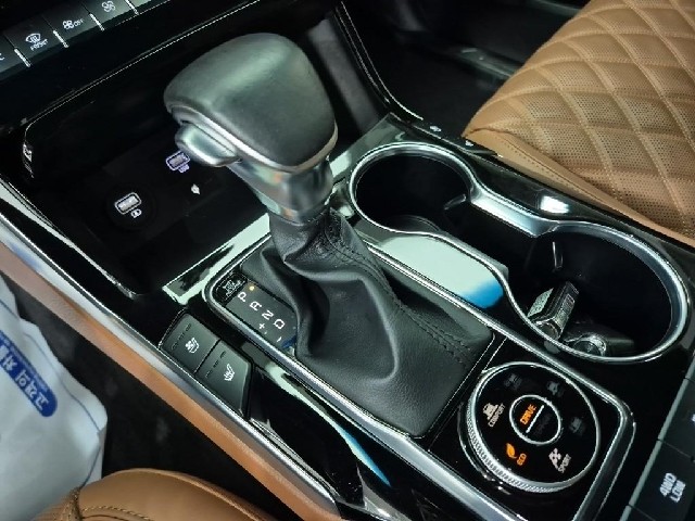 6091001638R8.jpg