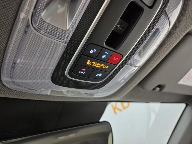 6101500038R17.jpg