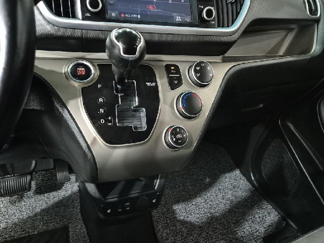 6091002528R8.jpg