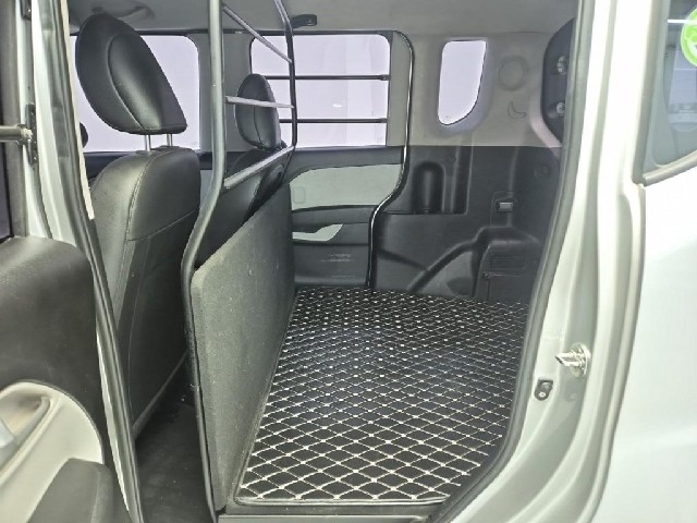 6091501879R12.jpg