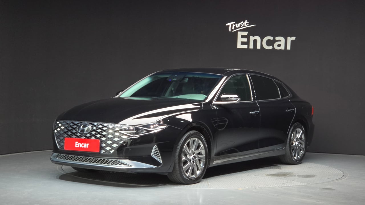 2022 Hyundai Grandeur, photo 1 of 1