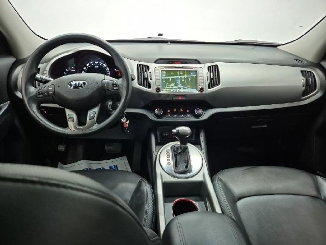 6081000841R7.jpg