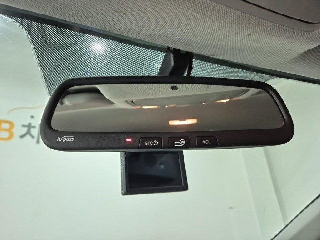 6081501990R15.jpg