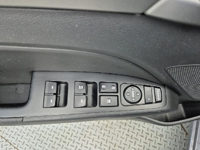 6081501990R17.jpg
