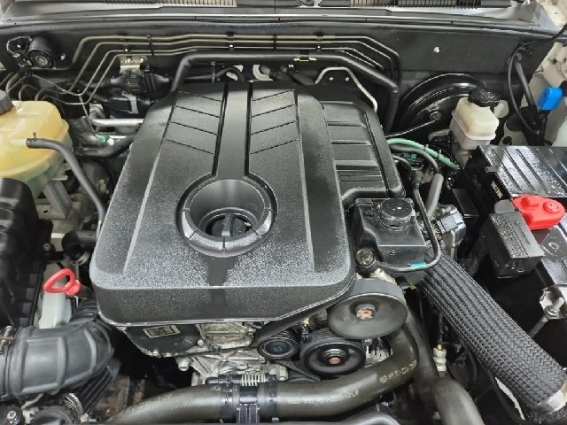 6091000633R5.jpg