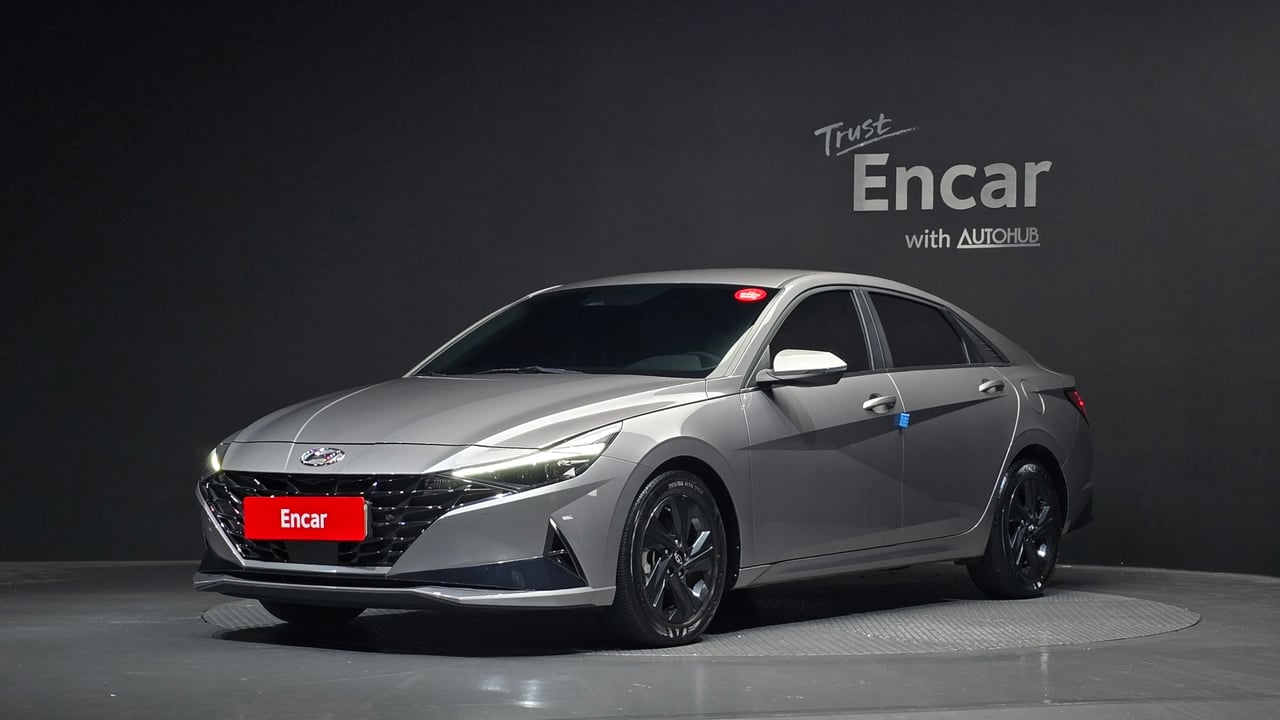 2022 Hyundai Avante, photo 1 of 1