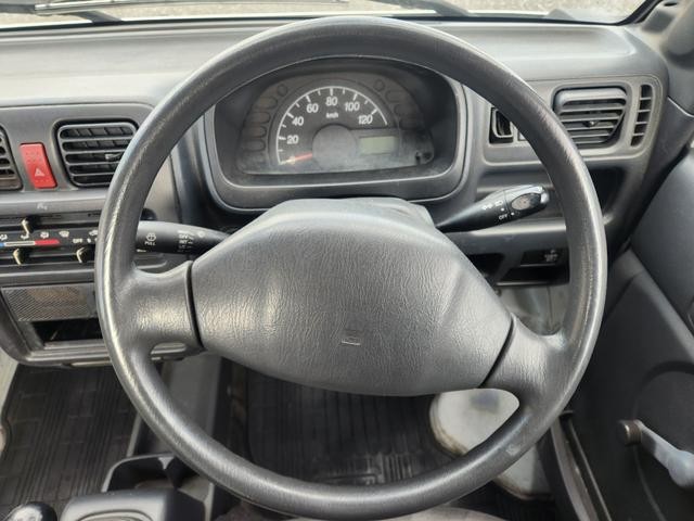 1003107A30241209W00113.jpg