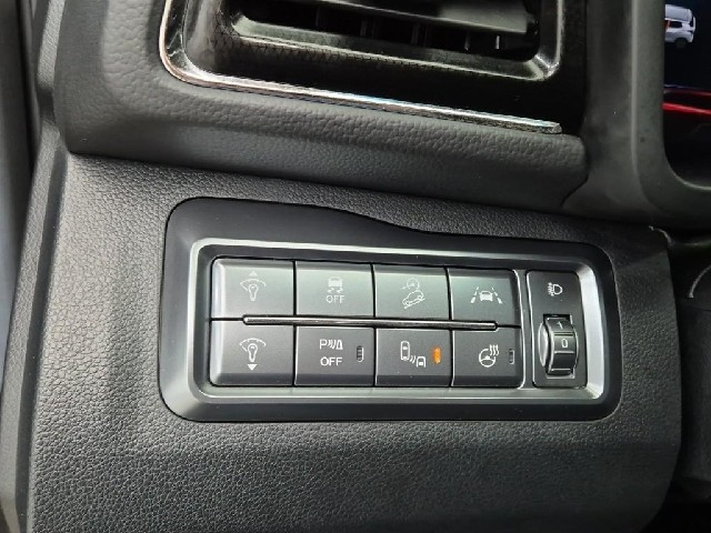 6081502050R16.jpg