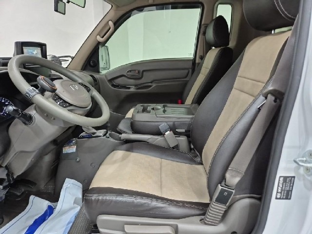 6091000578R10.jpg