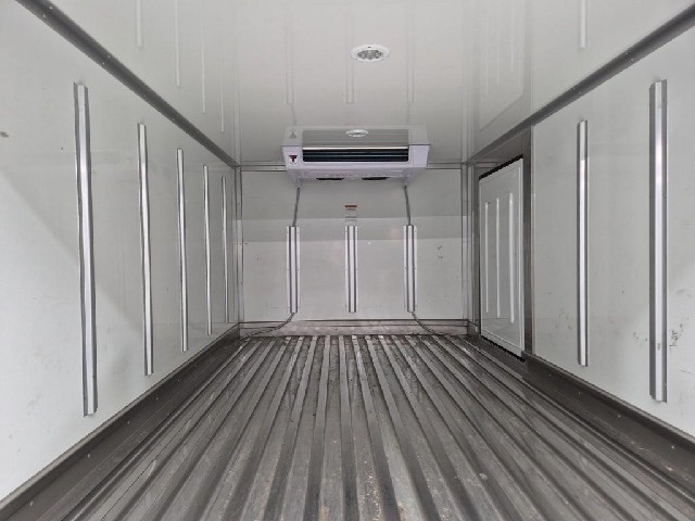 6091000578R16.jpg