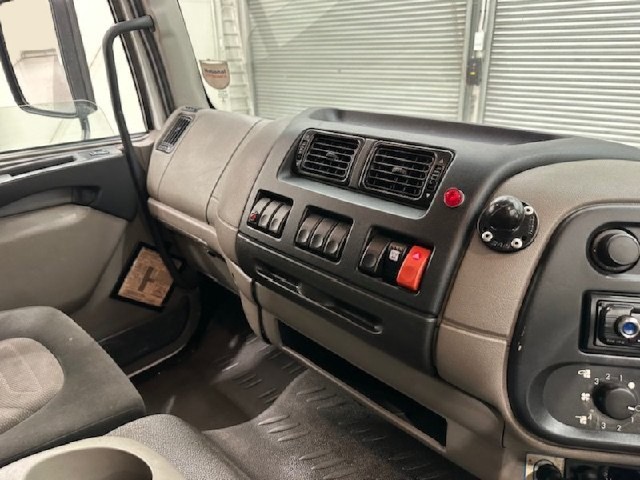 6d08427fca353d144542cc930f0b5040.jpeg