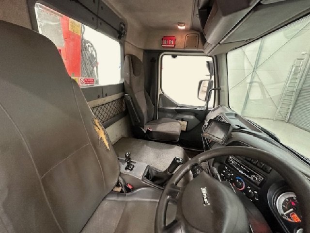 730d4166cffa4816c0d1467dddf1083e.jpeg