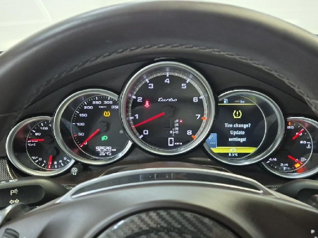 6011501537R6.jpg