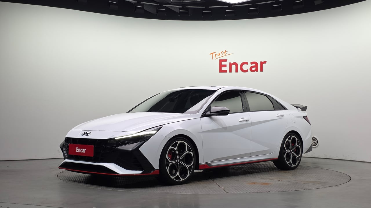 2022 Hyundai Avante, photo 1 of 1