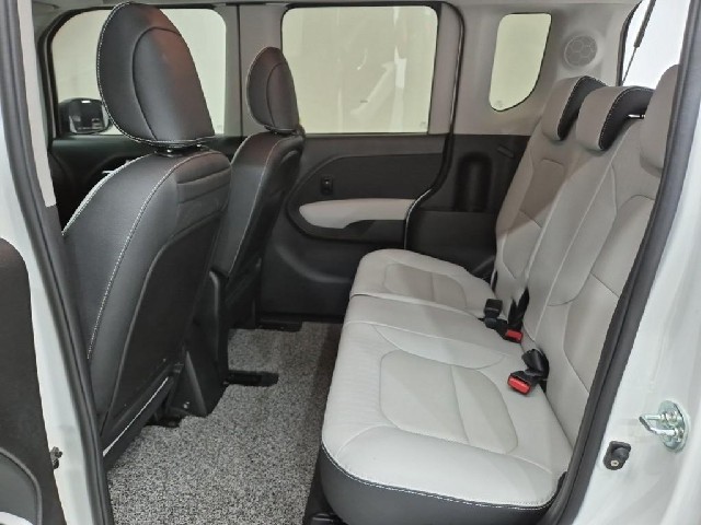 6091001131R12.jpg
