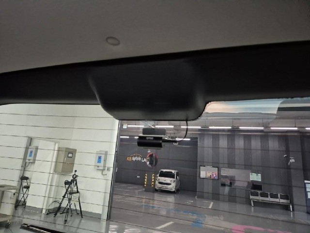 6091001131R17.jpg