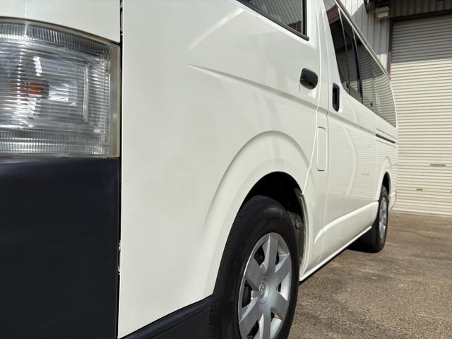 0710035A30261012W00117.jpg