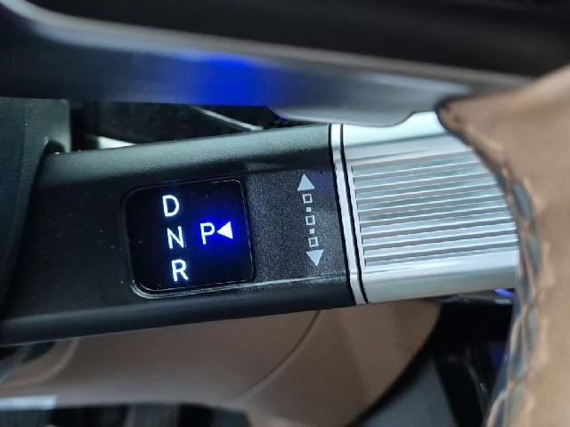 6091001415R8.jpg